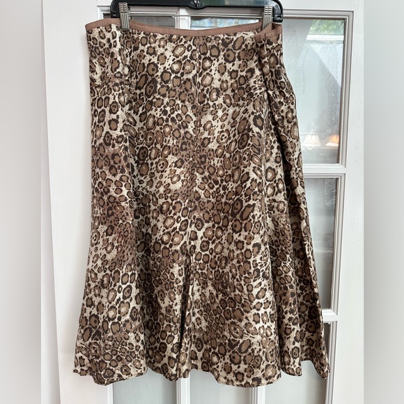 Liz Claiborne Leopard Print 100% Silk Midi A-Line Skirt Women’s Size 16 - Picture 1 of 13